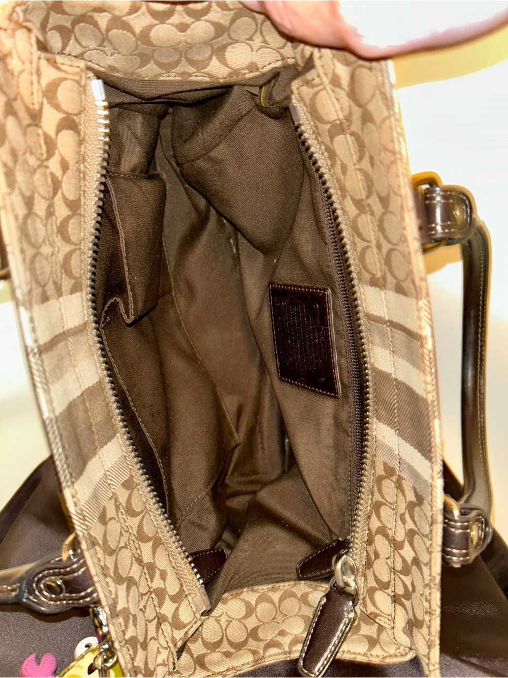 Coach Legacy Signature Stripe Candace Carryall, with COA - Picture 8 of 10